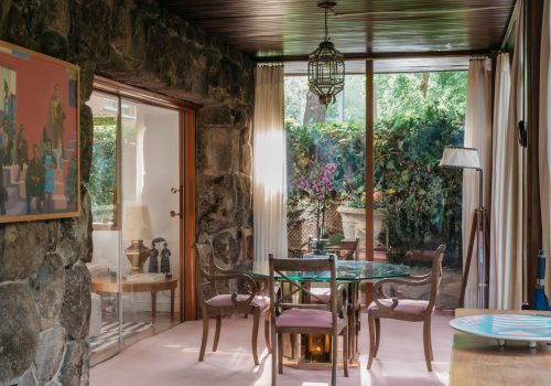 Piso setentero con galería y jardín