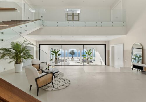Villa de estilo moderno y minimalista