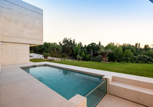 Minimalist Villa in the Madrid Mountains