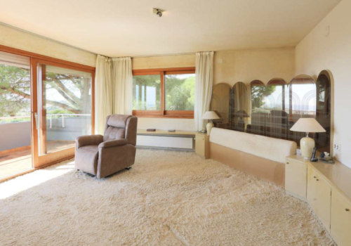 Casa con el más puro estilo setentero con piscina