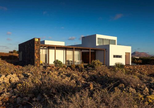 Design villa with minimalist architecture