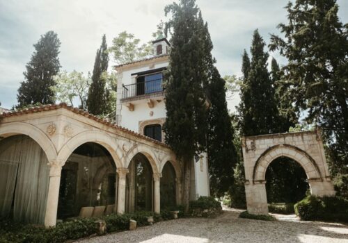 Palacete con capilla privada: un escenario histórico