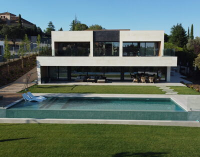 Villa unifamiliar con infinity pool para rodajes
