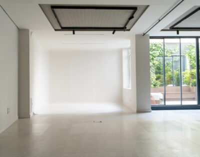 Multifunctional contemporary apartment for filming