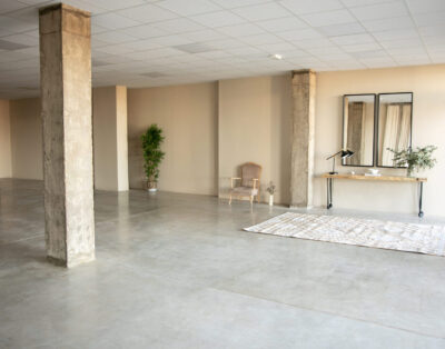 Studio & multi-space with open-plan space of 400m2